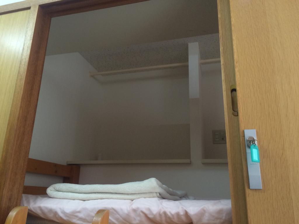 Capsule Dormitory Orion Tomari Exterior photo